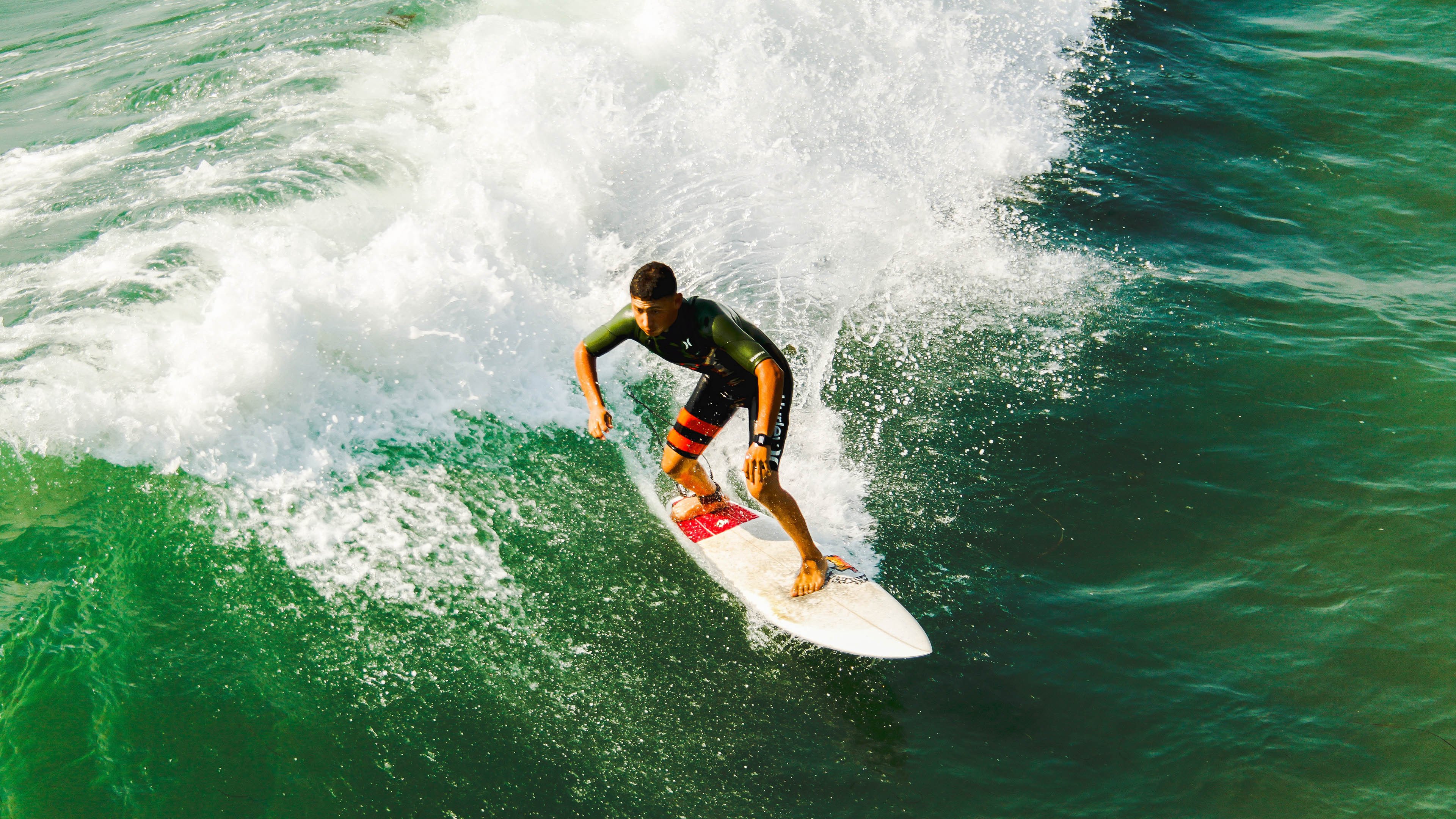 法国橄榄球与全球合作加深，赛事转播吸引更多观众，法国橄榄球大片